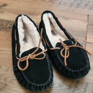 UGG Dakota Mocassin Slipper Shearling Suede Warm Cozycore Sport Kid Size 3 Black